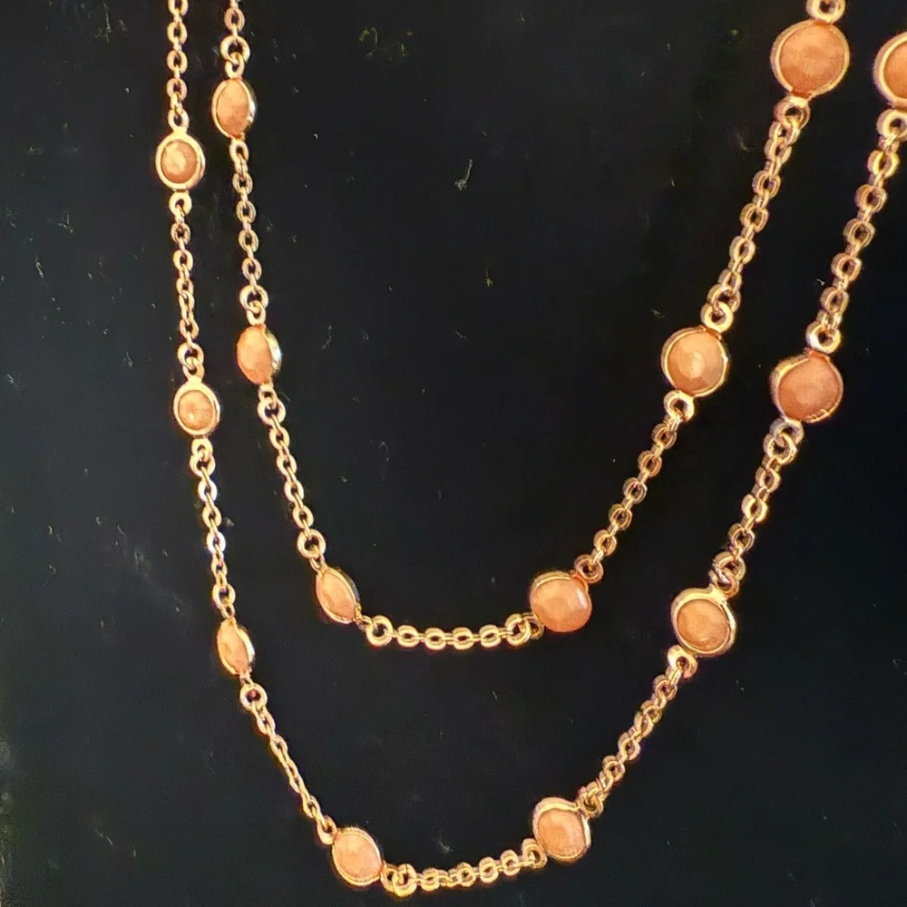 Elegant Gold and Orange Beaded Necklace - Picture 2 of 2
